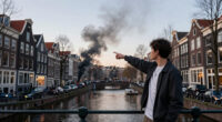 Grote Brand In Woning Op Prinsengracht, Zwarte Rook Boven Centrum Amsterdam - NH Nieuws